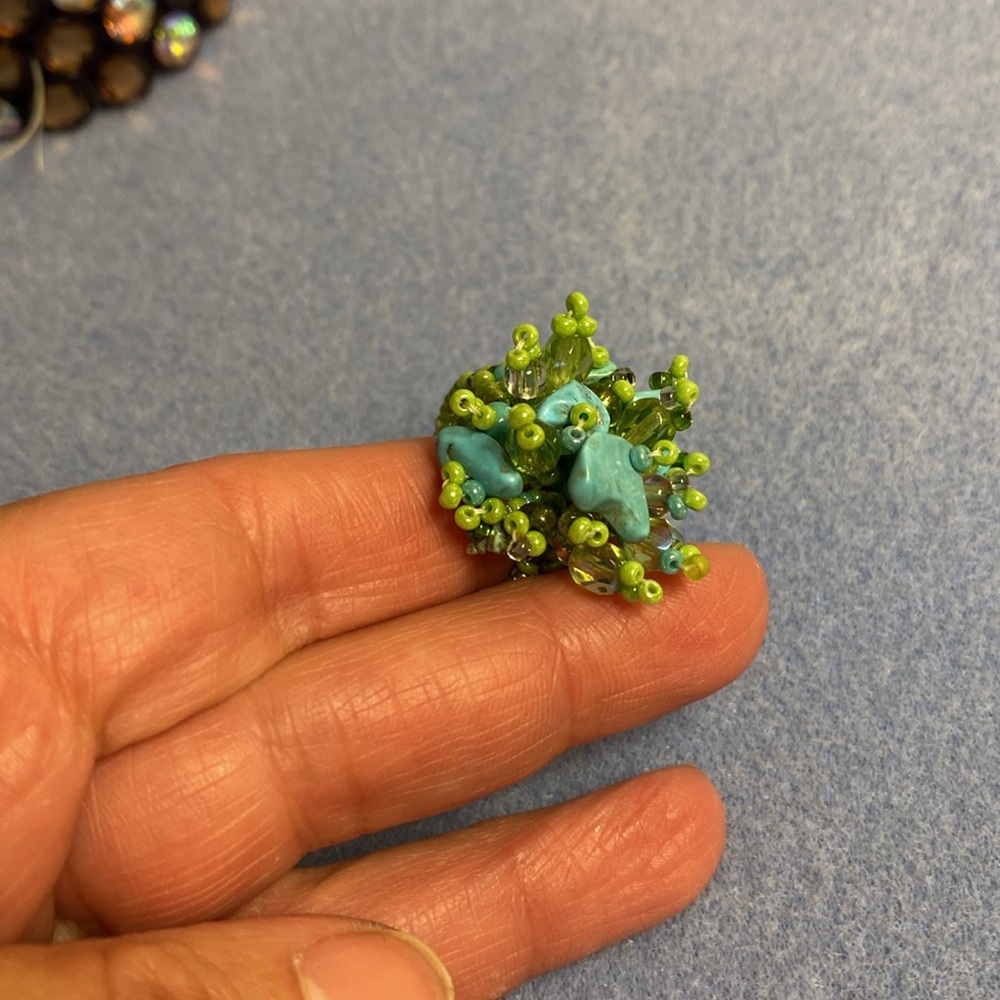 Handmade Beaded ring - Picture 5 of 5